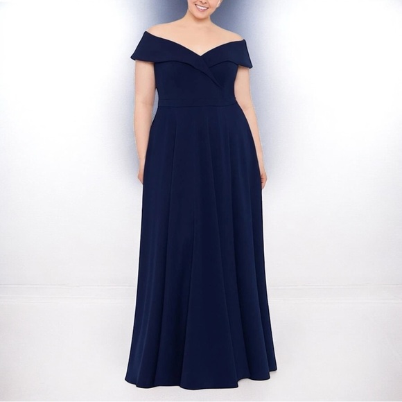 🌻NEW w/tags XSCAPE Navy Crepe Sweetheart Neck Evening Dress Gown Size 22W - Picture 2 of 10